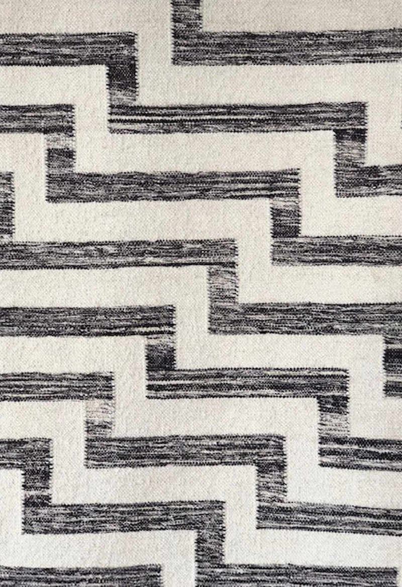 monochrome geometric rug
