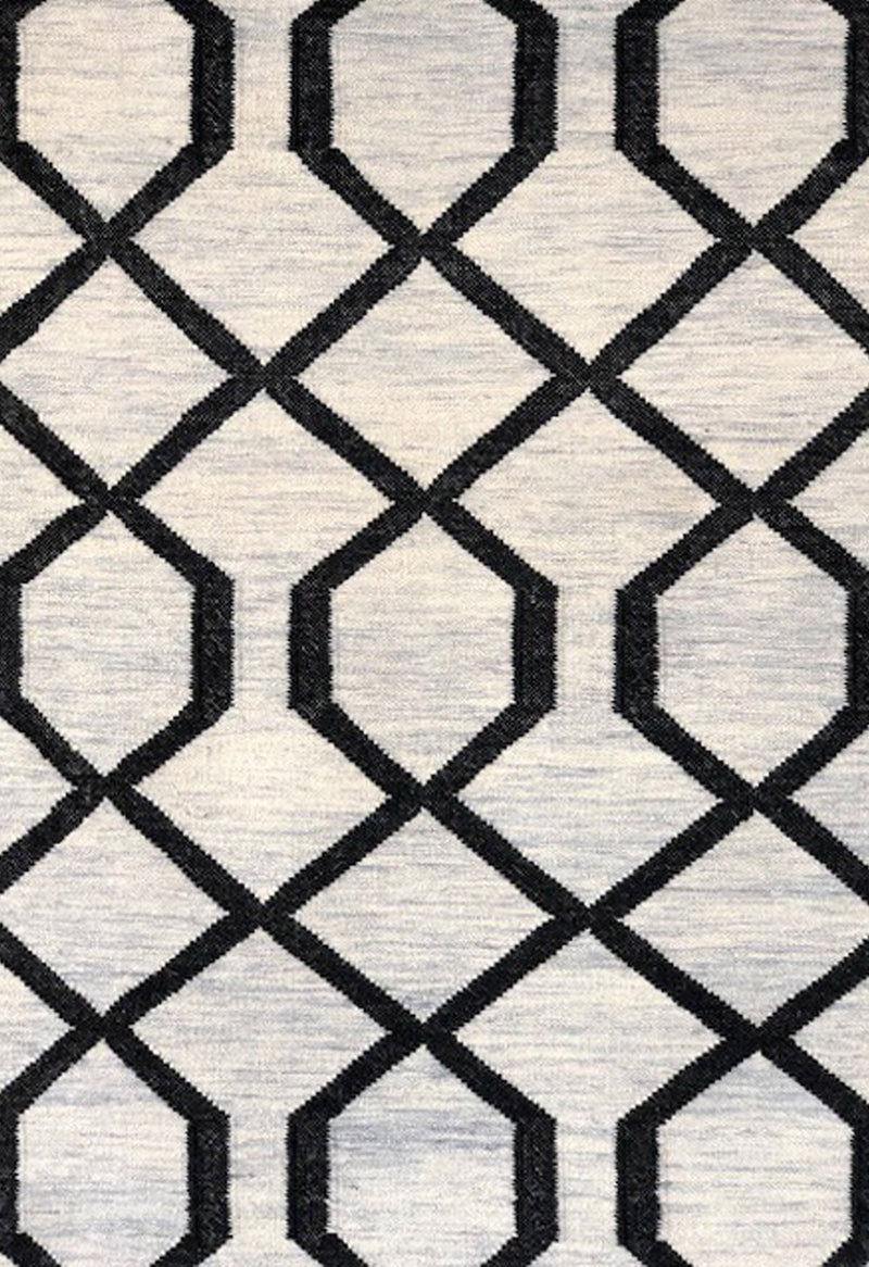 geometric rug in contemporary style