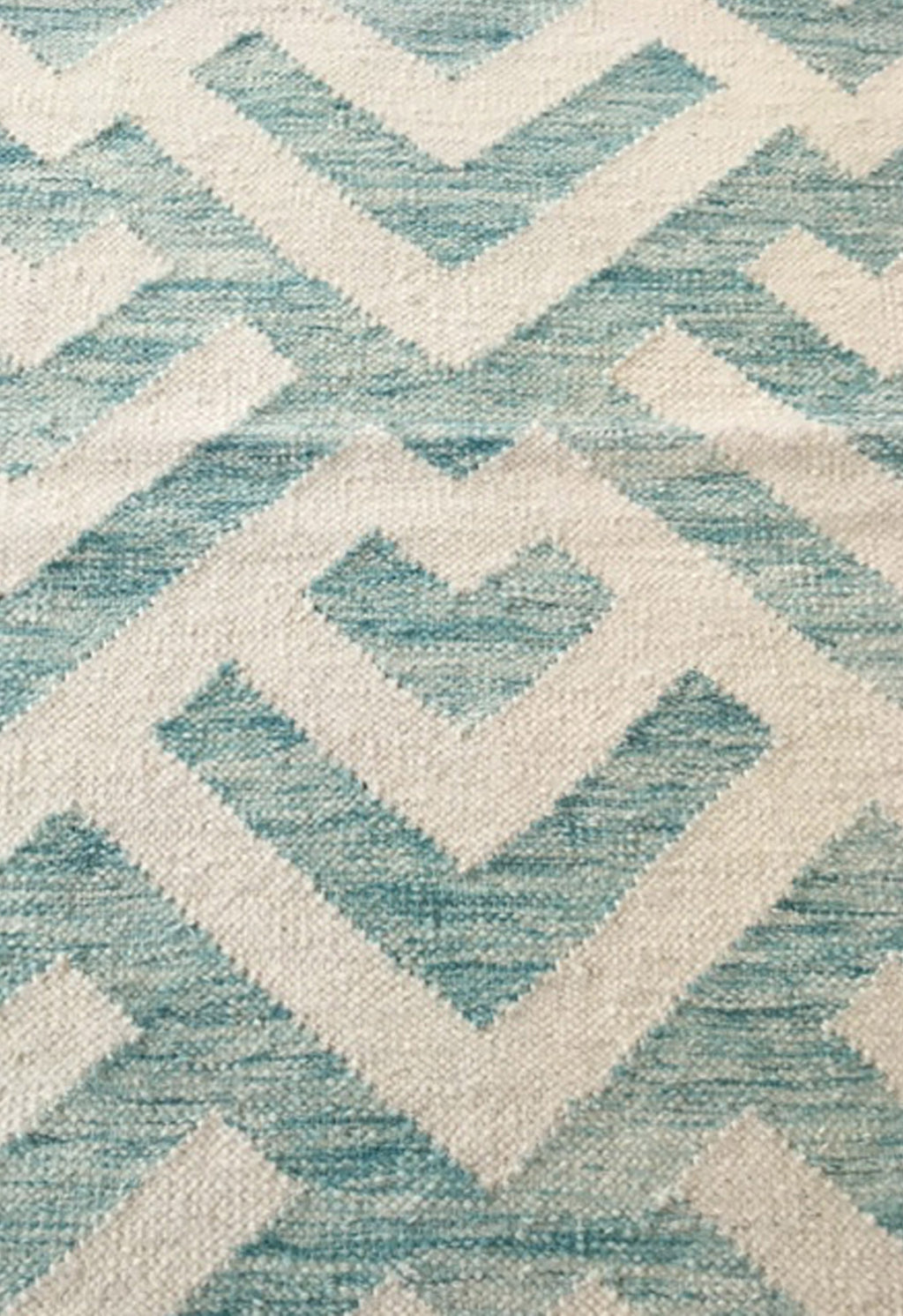 blue geometric rug